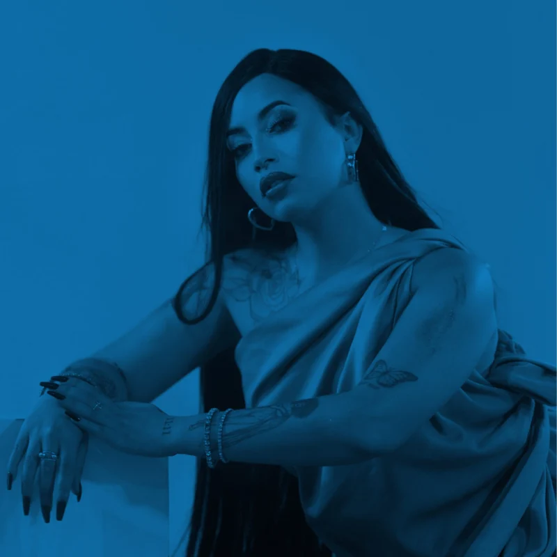 Artist Rowlene
